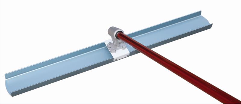 槽型大抹子采用鎂合金材質(zhì)，輕便，在施工的過程中為工作人員減少了手臂負荷