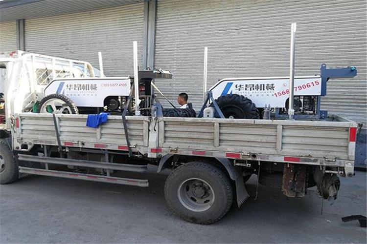 激光攤鋪機(jī)