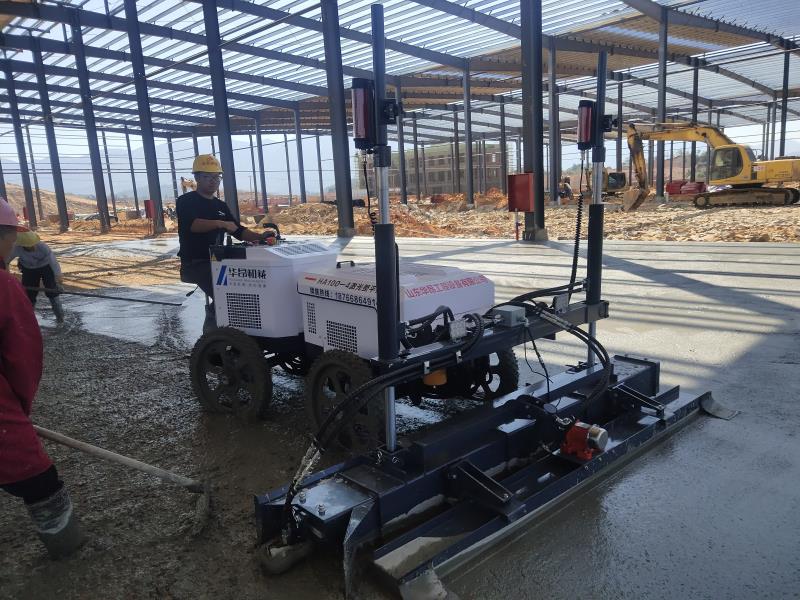 鋼管破損引起的。另外，鋼管密封件的損壞或安裝方法