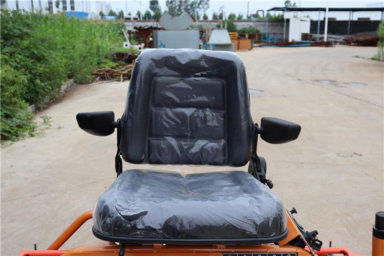 能大大提高混凝土表面的密實性及耐磨性，并在功效上較人工作業(yè)提高工作效率10倍以上